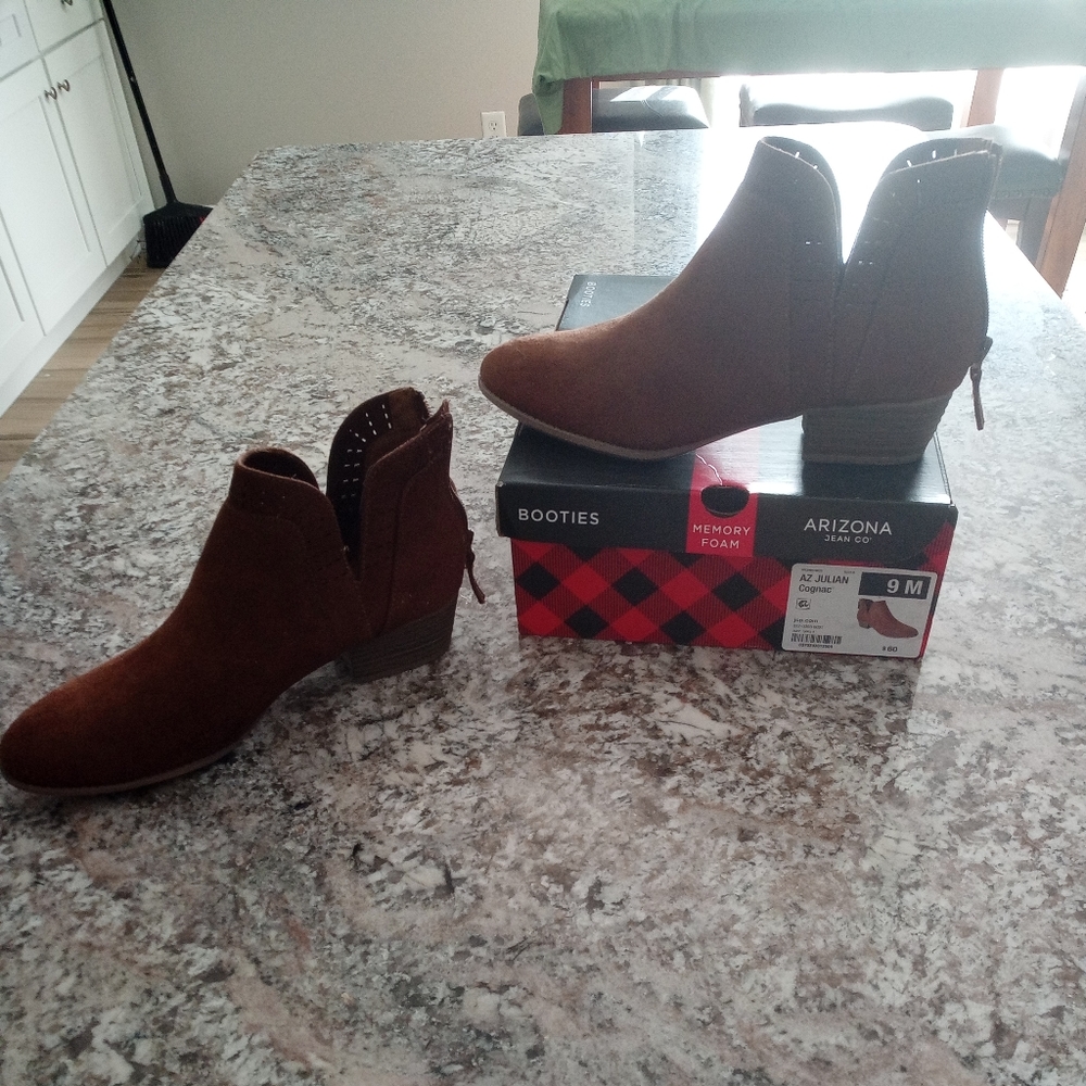 Arizona Jean Co booties